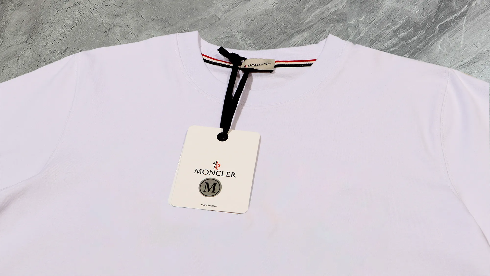 P80💰《Moncler~ 》2025New Arrival Quality T , Versatile Quality ！ ‼ 32 250G ‼ ， ， ， ， T 🤪 Sizes：S-M-L-XL-2XL ：Black，White， Same Style